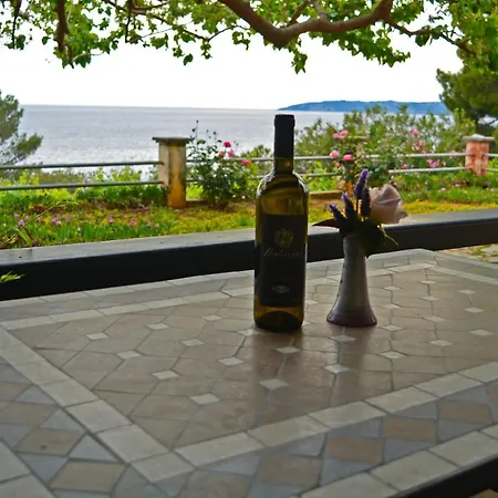 Stella Vineyard Apartament *